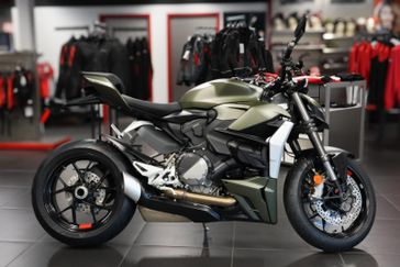 2025 Ducati STREETFIGHTER V2