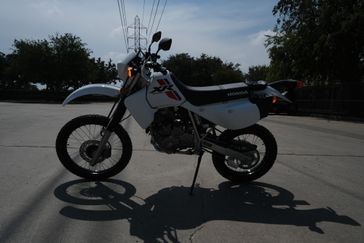 2024 HONDA XR650L WHITE