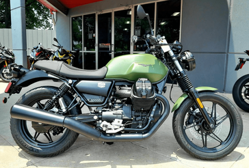 2024 Moto Guzzi V7 Stone 