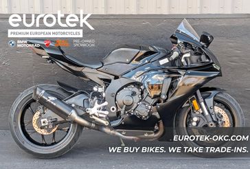 Used 2020 Yamaha YZF-R1 