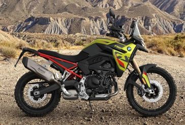 2025 BMW F 900 GS Passion 