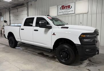 New 2026 RAM 2500 Tradesman Crew Cab 4x4 6'4' Box