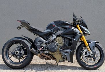 2024 Ducati Streetfighter V4 S 