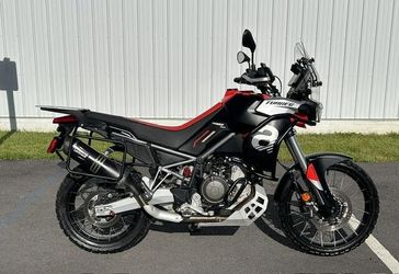 2022 Aprilia Tuareg 660