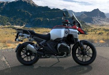 2025 BMW R 1300 GS Adventure Racing Red 