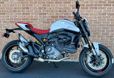 2023 Ducati Monster Plus 