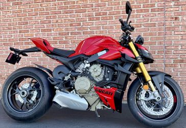 2024 Ducati Streetfighter V4 S 