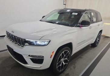 2023 Jeep Grand Cherokee Summit