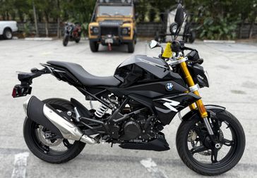 2025 BMW G 310 R