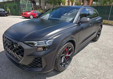 Used 2025 Audi RS Q8 performance 4.0T