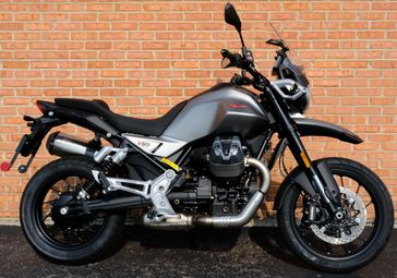 New 2025 Moto Guzzi V85 Strada 