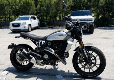 2023 Ducati Scrambler Icon 
