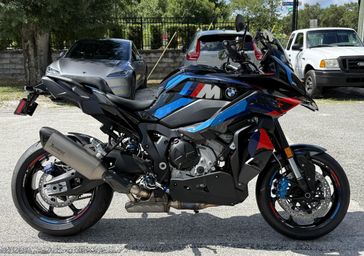 2026 BMW M 1000 XR