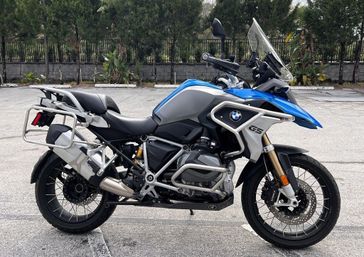 2019 BMW R 1250 GS in a BLUE exterior color. Euro Cycles of Tampa Bay 813-926-9937 eurocyclesoftampabay.com 