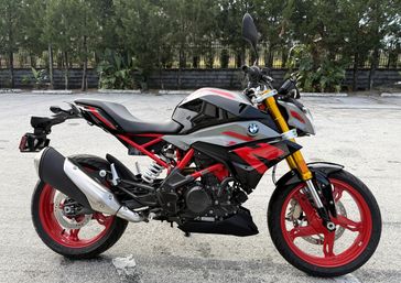 New 2025 BMW G 310 R 
