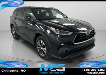 Used 2021 Toyota Highlander XLE