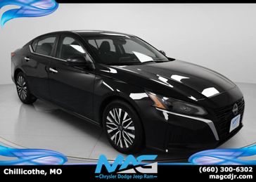 Used 2024 Nissan Altima 2.5 SV