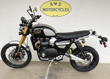 New 2025 Triumph SCRAMBLER 1200 XE 