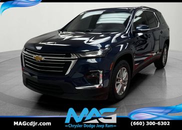 Used 2022 Chevrolet Traverse LT Cloth