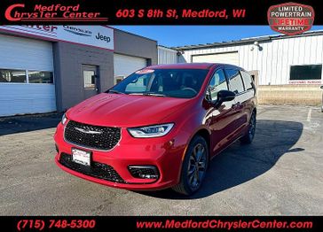 New 2026 Chrysler Pacifica Select Awd