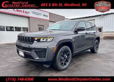New 2026 Jeep Grand Cherokee Laredo Altitude 4x4