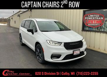 New 2026 Chrysler Pacifica Select Awd