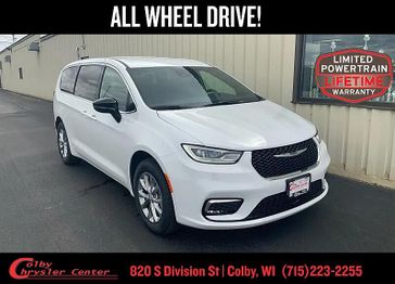 New 2026 Chrysler Pacifica Select Awd