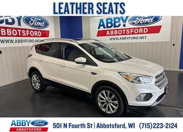 Used 2018 FORD ESCAPE TIT 