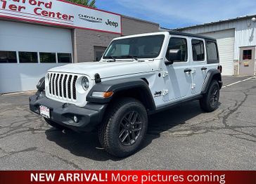 Used 2024 Jeep Wrangler 