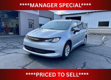 Used 2023 Chrysler VOYAGER LX 