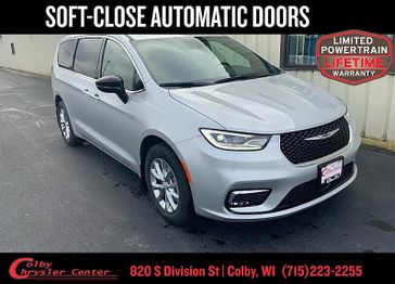 New 2026 Chrysler Pacifica Select Awd