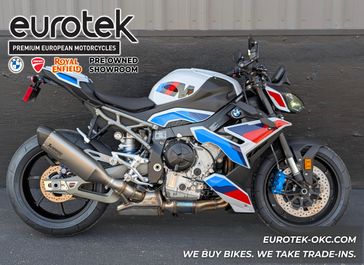 New 2026 BMW M 1000 R 