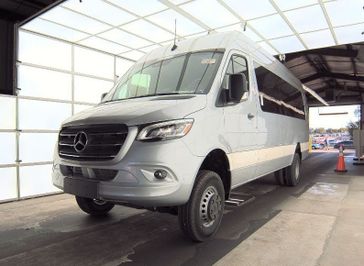 2023 Mercedes-Benz Sprinter 3500 Cargo 170 WB