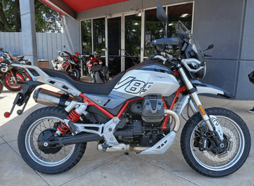 2025 Moto Guzzi V85 TT