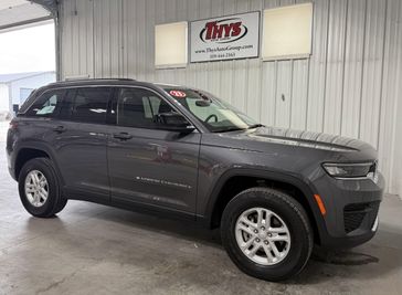 Used 2023 Jeep Grand Cherokee Laredo
