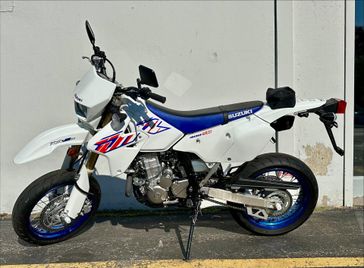 2023 Suzuki DR-Z400SM 