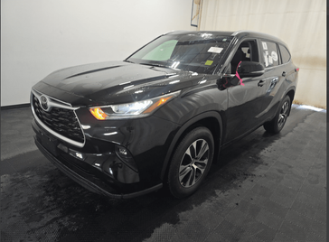 Used 2026 Toyota Highlander XLE