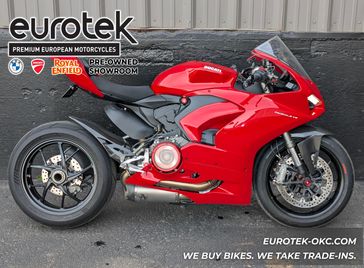 Used 2024 Ducati Panigale V2 