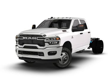 New 2026 RAM 3500 Tradesman Crew Cab Chassis 4x4 60' Ca