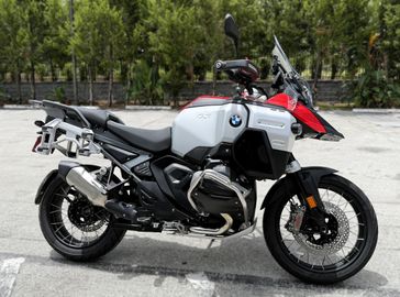 2025 BMW R 1300 GS Adventure RACING RED