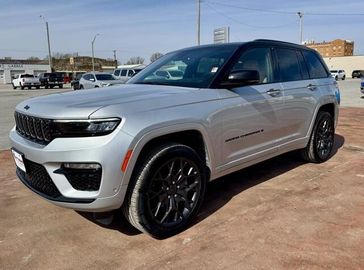 2025 Jeep Grand Cherokee Summit Reserve 4x4