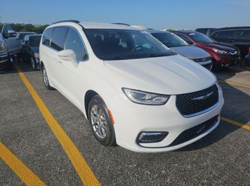 2022 Chrysler Pacifica Touring