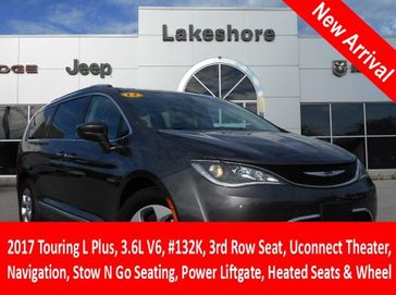 2017 Chrysler Pacifica Touring L Plus