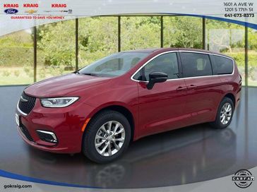 New 2026 Chrysler Pacifica Limited Awd