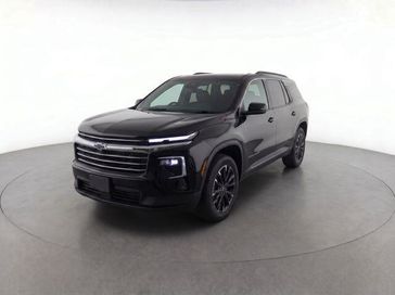 Used 2025 Chevrolet Traverse LT