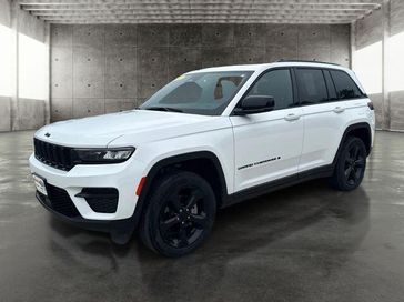 Used 2023 Jeep Grand Cherokee Altitude X