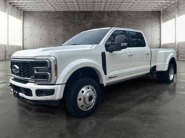 Used 2025 Ford F-450 Platinum