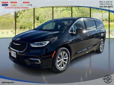 New 2026 Chrysler Pacifica Limited