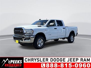 2022 RAM 2500 Tradesman Crew Cab 4x4 6'4' Box