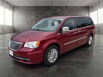Used 2015 Chrysler Town & Country Touring-L